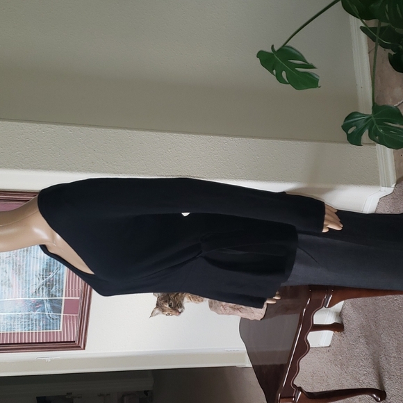 Ann Taylor xs Uber soft wrap long sleeve peplum - Picture 2 of 8